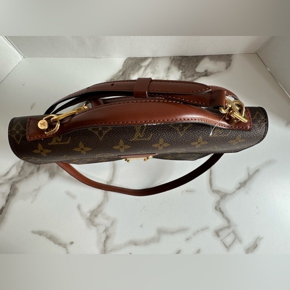 Authentic Very Rare Crossbody/ Shoulder Bag LOUIS
VUITTON "Monceau 26 - Picture 6 of 16